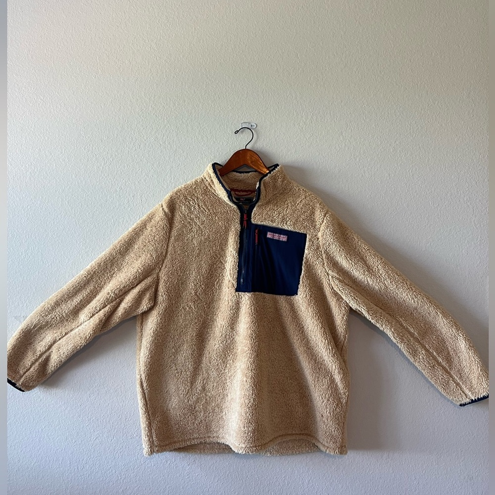 Vineyard Vines Men’s Pullover Quarter-Zip with Navy Pocket